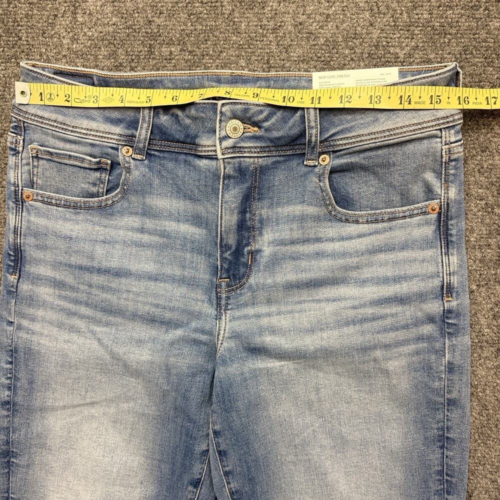 AE Low-Rise Kick Bootcut Jean NWT Women’s Size 12 Short - Picture 12 of 15